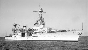 1920px-USS_Louisville_(CA-28)_visiting_Australia,_2_February_1938.jpg