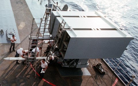 Mk-25-missile-launcher-006.jpg