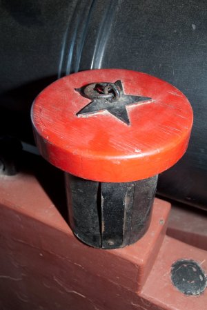 TAMPION.jpg