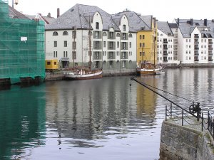 1280px-Aalesund_P9250460.JPG