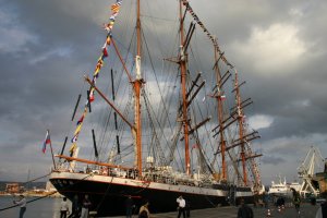 STS SEDOV 119.jpg
