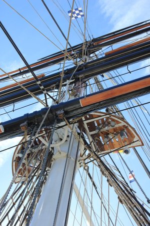 Cutty_Sark_26-06-2012_(7471591318).jpg Cutty_Sark_26-06-2012_(7471591318).jpg