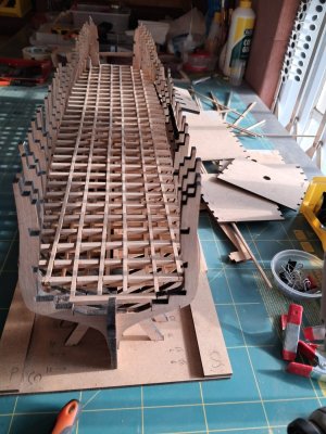 lower gundeck carlings and beams.jpg lower gundeck carlings and beams.jpg