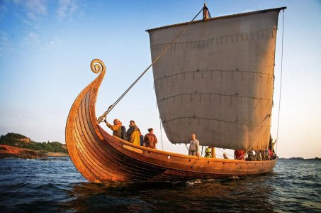 1682447166_turizm-pibig-info-p-lodka-vikingov-drakar-turizm-instagram-8.jpg