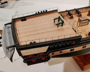 lo aft railings 5.jpg