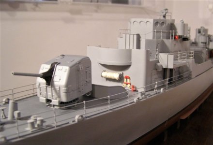 685-92.JPG