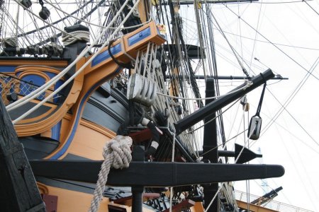 fish davit HMS Victory 2.jpg