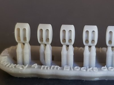 Model Monkey Blocks 4 mm double sheave b.jpg Model Monkey Blocks 4 mm double sheave b.jpg