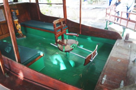 benches2.jpg benches2.jpg
