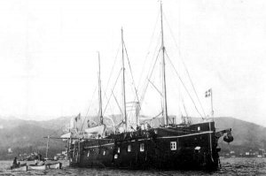 Italian_ironclad_Terribile_in_La_Spezia.jpg