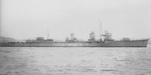 1920px-Japanese_destroyer_Maikaze_on_15_July_1941.jpg