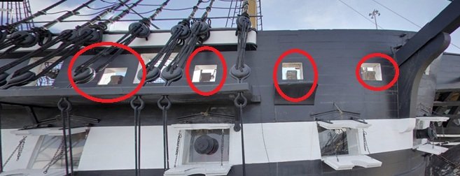 4Holes.jpg 4Holes.jpg