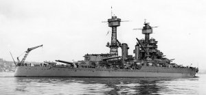 USS_Maryland_9_Feb_1942.jpg