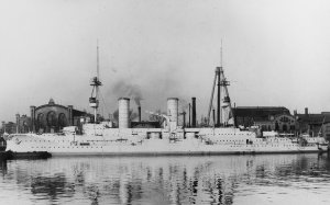 SMS_Prinz_Heinrich_in_port.jpg