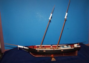 Independence schooner progress 004.jpg