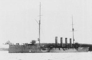 IJN_Chikuma_in_1912_during_commissioning.jpg