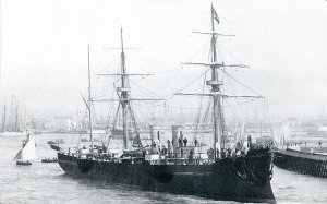 Japanese_cruiser_Unebi_1886.jpg