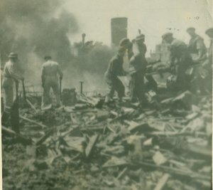 1024px-Italy_3_Bari_Explosion_front_a.jpg