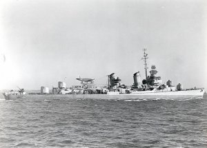 USS_Pringle_(DD-477)_underway_in_December_1942.jpg