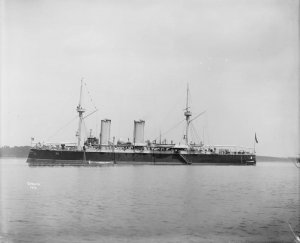 Italian_cruiser_Etruria_1895_IWM_Q_22388.jpg