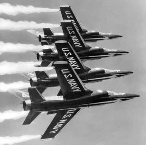 Grumman_F11F-1_Tiger_Blue_Angels.jpg