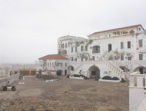 Cape_coast_castle_II.JPG