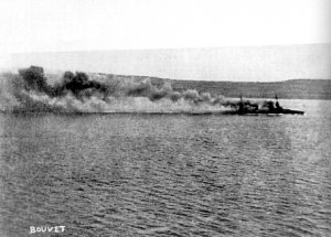 Bouvet_sinking_March_18_1915.jpg