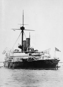 The_Battleship_Howe_of_1885-_Predecessor_To_the_35,000_Ton_Howe_of_Today._A12099.jpg