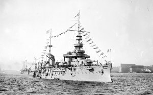 1280px-Liberte_French_Battleship_LOC_04282u.jpg