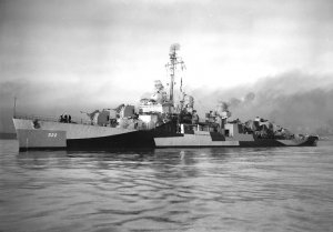 USS_Luce_(DD-522).jpg