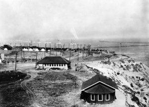 GreatWhiteFleet-arrives-LA-Harbor-1908.jpg