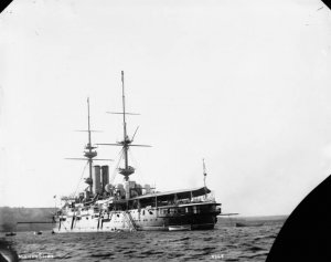 HMS_Renown_at_Halifax_circa_1890s_LAC_3399083.jpg