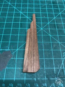 Remaking the rudder (3) (600x800).jpg