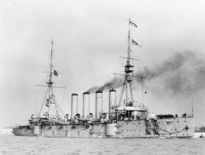 HMS_Euryalus_(1901).jpg