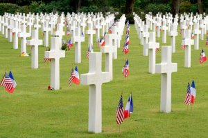 1280px-Normandy_American_Cemetery_and_Memorial,_June_2012.jpg