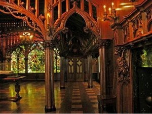 gothic room2.jpg