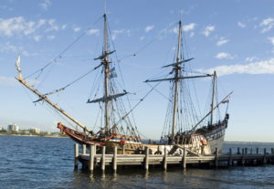 Duyfken_replica,_Swan_River.jpg