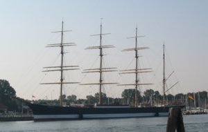 Flying_P-Liner_Passat_ship_in_Travemünde.jpg